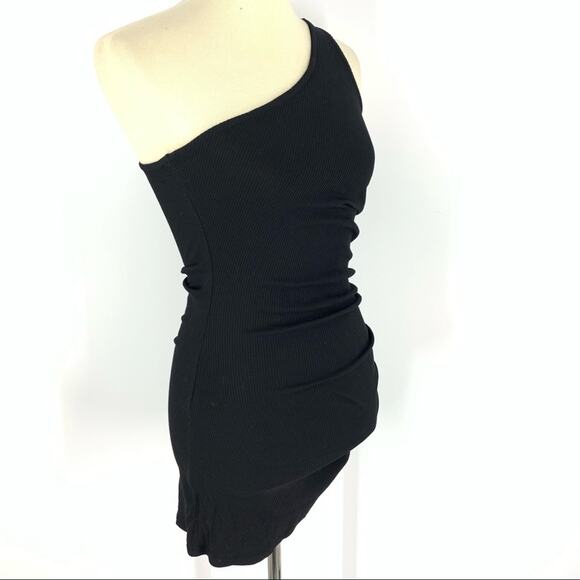 Privacy Please Black Off The Shoulder Ruched Mini Dress Size Medium - Picture 4 of 6